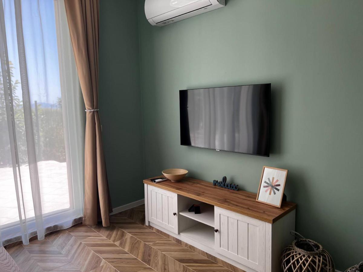 Las Brisas Garden Apartment Burgas City Exterior foto