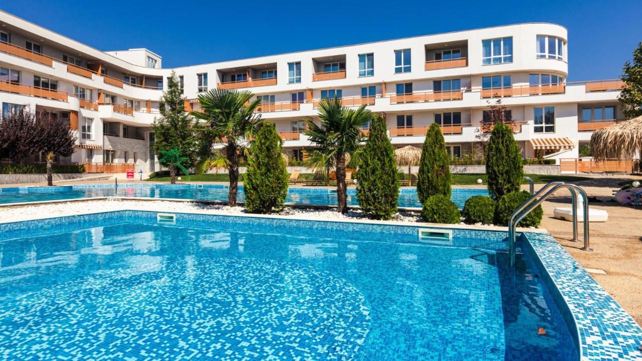 Las Brisas Garden Apartment Burgas City Exterior foto